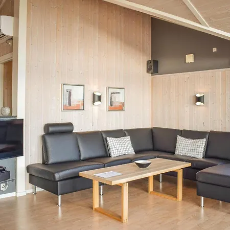 Holiday home In With House Sea View